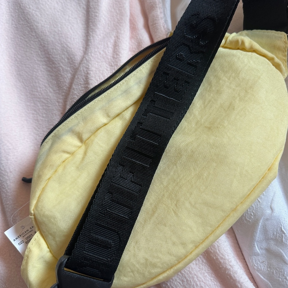 American Eagle Yellow Crossbody - Picture 2 of 6